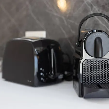 Ivory Penthouse W Hot Tub By Homely!