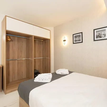 Apartment Ivory Penthouse W Hot Tub By Homely! *