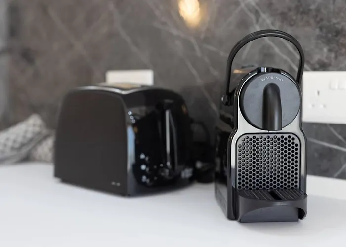 Ivory Penthouse W Hot Tub By Homely!