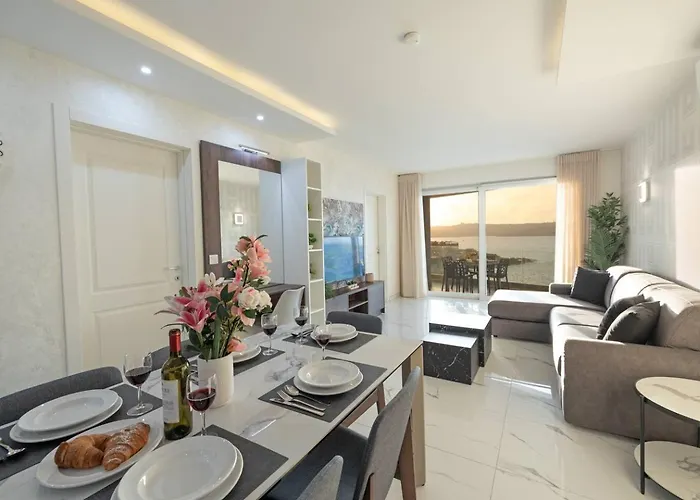 Apartamento Ivory Penthouse W Hot Tub By Homely! *