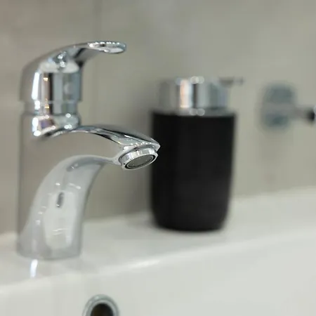 Ivory Penthouse W Hot Tub By Homely! Апартаменты Сент-Полс-Бей